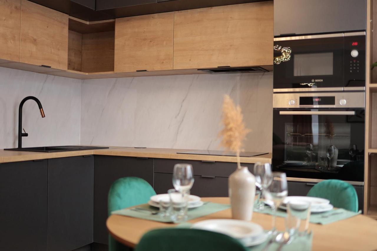 Beautiful And Stylish 2 Bedroom Apartment In The City Center And In The Pedestrian Zone Братислава Экстерьер фото
