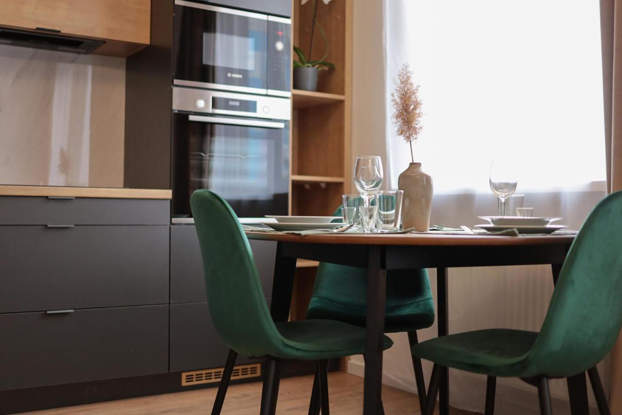 Beautiful And Stylish 2 Bedroom Apartment In The City Center And In The Pedestrian Zone Братислава Экстерьер фото