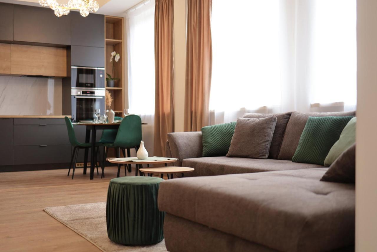 Beautiful And Stylish 2 Bedroom Apartment In The City Center And In The Pedestrian Zone Братислава Экстерьер фото