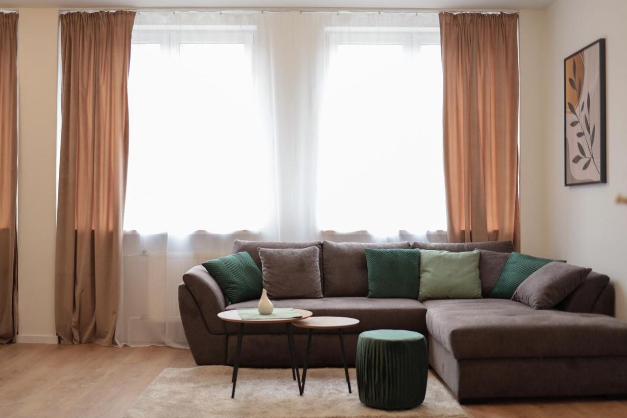 Beautiful And Stylish 2 Bedroom Apartment In The City Center And In The Pedestrian Zone Братислава Экстерьер фото